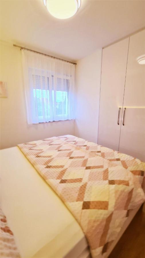 Apartment Karamarko Malinska Zewnętrze zdjęcie