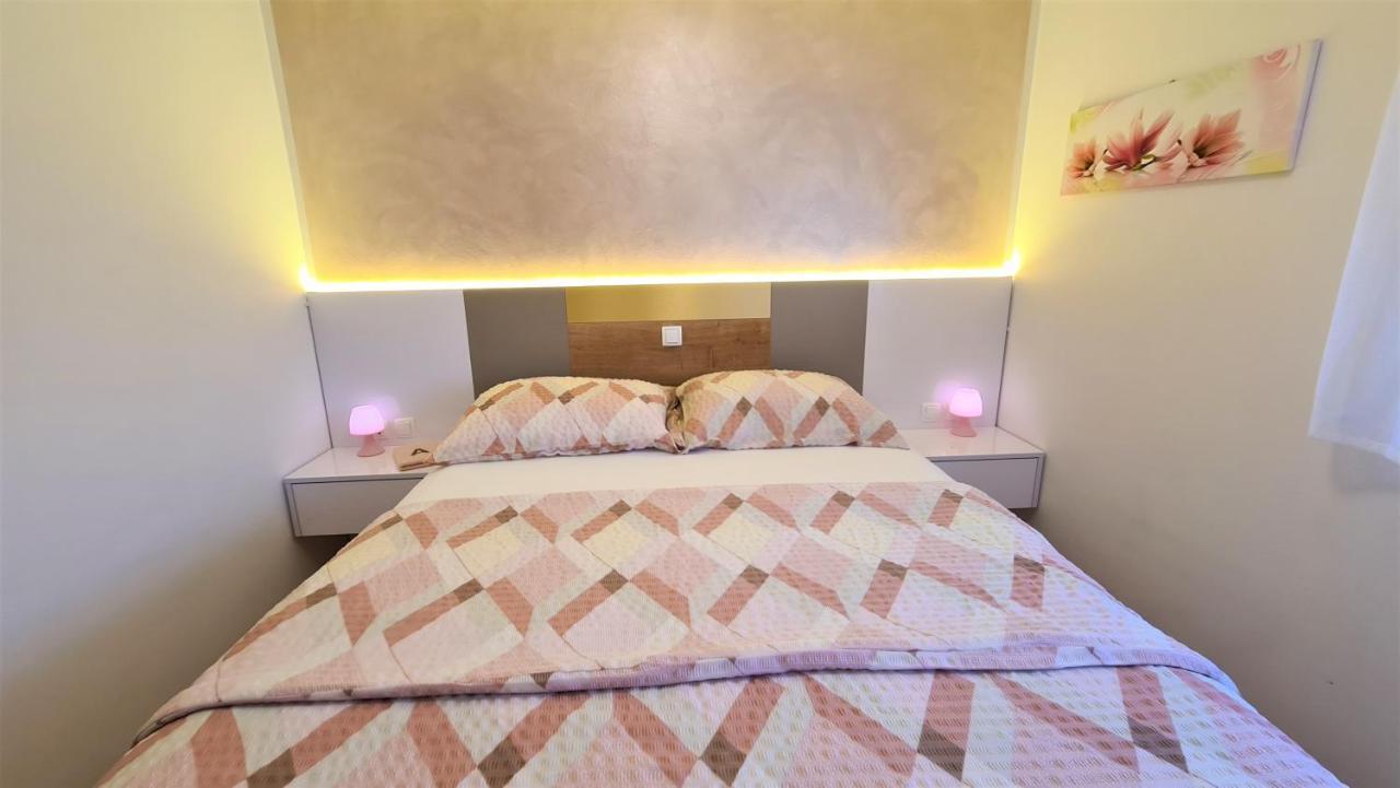 Apartment Karamarko Malinska Zewnętrze zdjęcie
